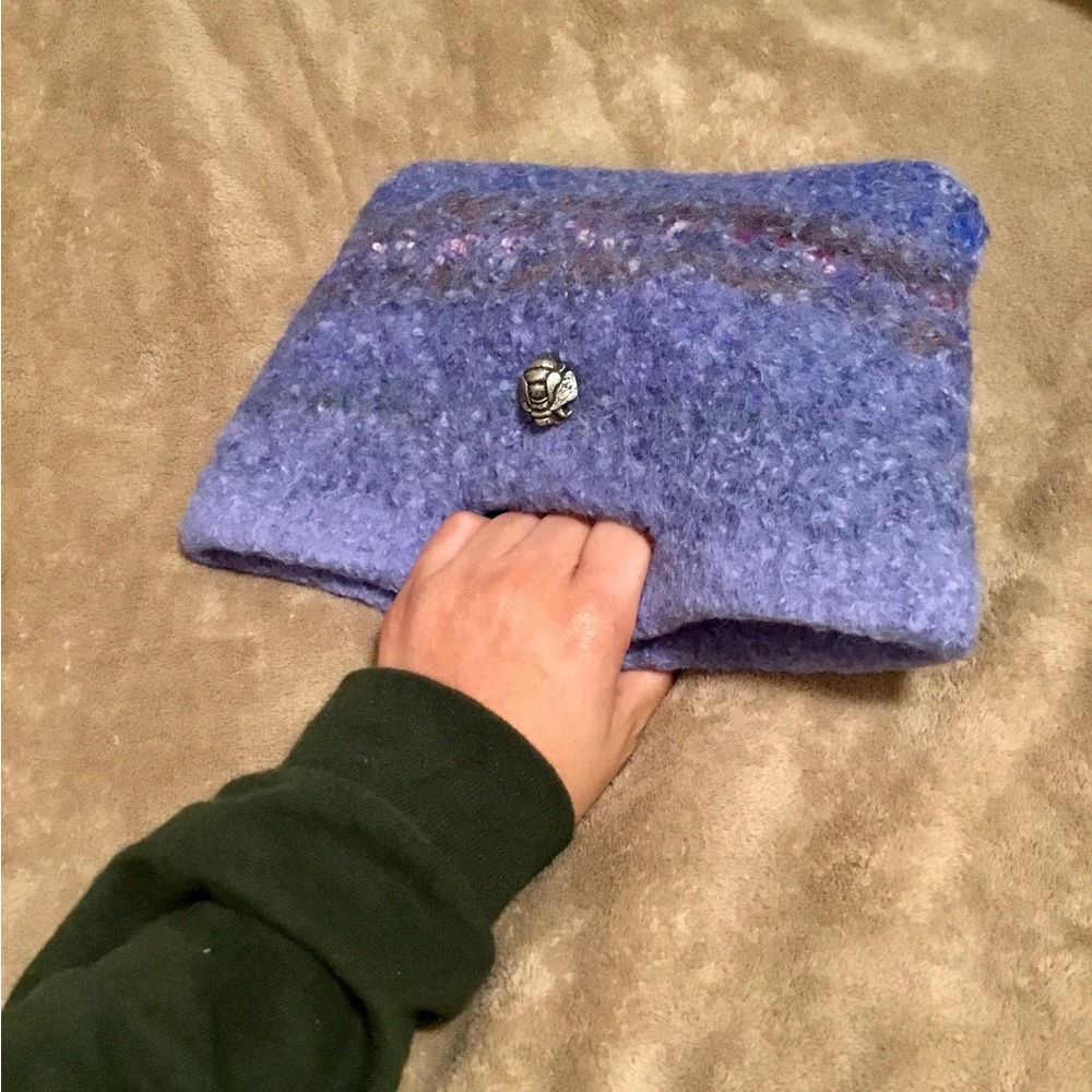 Handmade Small Purse 100% wool